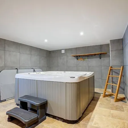 Combe Jolie Clim, Piscine & Jacuzzi Holiday home Saint-Vincent-de-Cosse