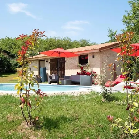 Holiday home Combe Jolie Clim, Piscine & Jacuzzi *